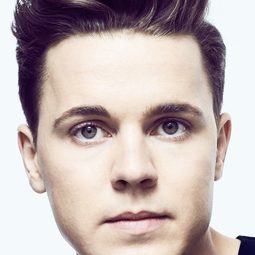 Felix Jaehn - Kygo: Stole the Show演員 飾演Self