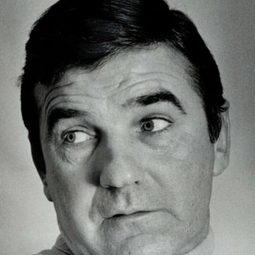 Gerard Parkes - The First Time演員 飾演Charles