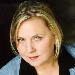 Ramona Kunze-Libnow 飾演 