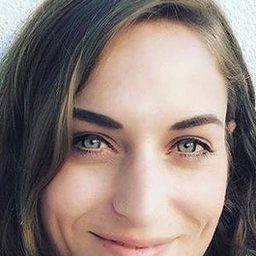 Connie Jo Sechrist 飾演 Stella Fairchild