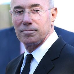David Geffen 飾演 Self