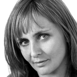 Tiziana Scrocca 飾演 Allieva