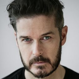 Scot Williams - 殺威瑪先生演員 飾演Jason Brown