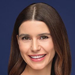 貝蘭·薩特 飾演 Narrator (Turkish)