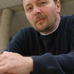 Vladan Dujović 飾演 Dizelaš