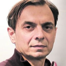 Bojan Žirović 飾演 Filip