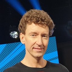 丹尼爾·切赫 飾演 Daniel Čech