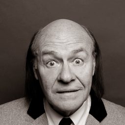 Mick Miller - Scully's New Year's Eve演員 飾演Joey