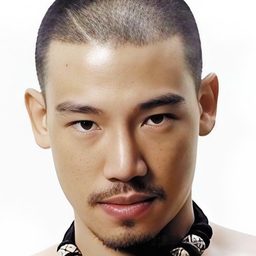 皮拉瓦·赫拉拔 飾演 Phol