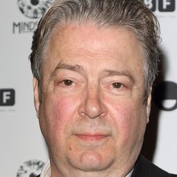 羅傑·亞蘭 飾演 Sir John Falstaff