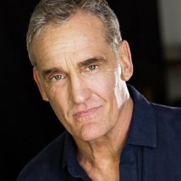 John Wesley Shipp - 錯愛演員 飾演Father