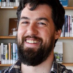 Martín Felipe Castagnet - 聽牠怎麼說編劇