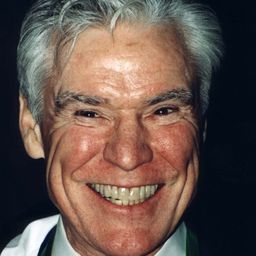 Jacques d'Amboise 飾演 Louise's 'Starlight Carnival' Dancing Partner