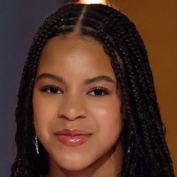 布魯艾菲卡特 飾演 Kiara (voice)