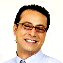 Ahmad Al Numrusi - 犯罪王國演員 飾演مساعد الضابط