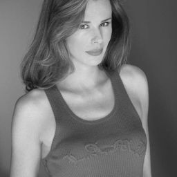 Antares Davis - i 世代殺人社群演員 飾演Gabrielle Romano