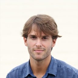 Iñigo Gastesi 飾演 