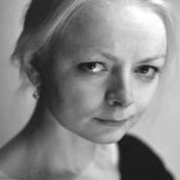 Aïna Walle 飾演 Lili