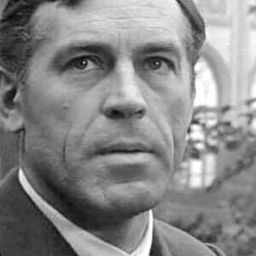 Jaroslav Rozsíval 飾演 The Ship's Doctor