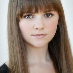 塔拉·琳恩·巴爾 飾演 Dawn