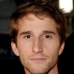 馬克斯·溫克勒 - 叢林之地導演