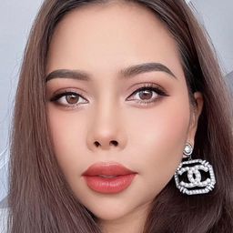 Supawadee Leilani Bouteleux - 枕邊嫌疑人演員 飾演Hippy Farang's Wife