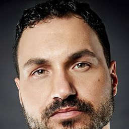 Bart Rochon 飾演 Hal Martin