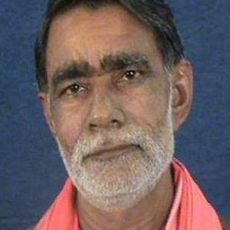 Bachchan Pachera - 鬼上身 2演員 飾演Caretaker