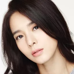 鄭惠英 飾演 Mi-suk