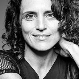 克羅黛特·瑪耶 飾演 Carrasco