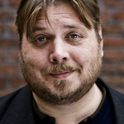 尼可拉斯·布若 飾演 Dansken