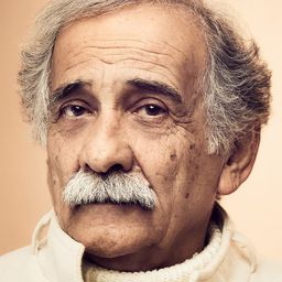 Esmaeel Mehrabi 飾演 Faramarz