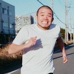 滝原勇鬥 飾演 BeyonDriver (Voice)