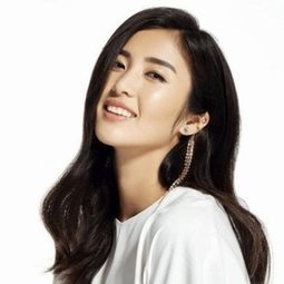 赵丽娜 飾演 