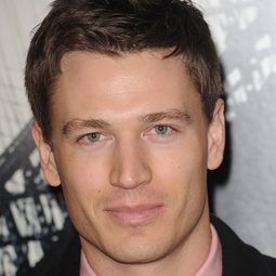 Jon Prescott - 致命尋親演員 飾演Joseph