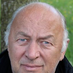 Wolfgang Müller - 崔斯坦與伊索德演員 飾演Rothgar