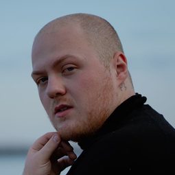 William Monette - 末日捍衞演員 飾演Enfant Gélinas #1