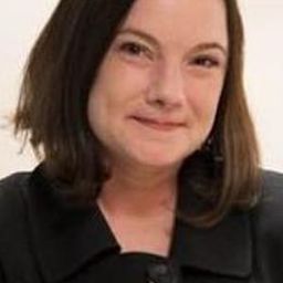 Gretchen Cleevely - 踢走住家男演員 飾演Veterinarian