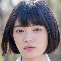 吉田美月喜 飾演 Yamazaki Mizuho