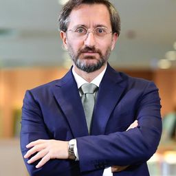 Fahrettin Altun 飾演 Self - Interviewee