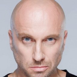 Dmitriy Nagiev - 祝你好運演員 飾演Astrologer