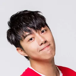 蔡凡熙 飾演 Lu Yi Jin