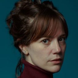 娜塔莉亞勒吉 - 頭號女毒梟演員 飾演Joana