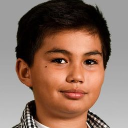 Sladen Peltier 飾演 Saul (6 years)