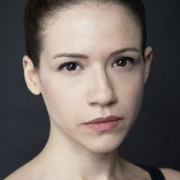 Ayça Eren 飾演 Tamara