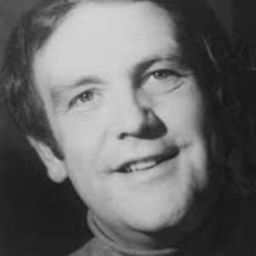 Kurt Moll 飾演 Osmin