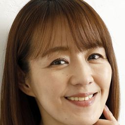 中村綾 飾演 Nagayoshi Mayumi