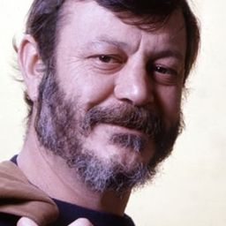 Boby Lapointe 飾演 Le chanteur