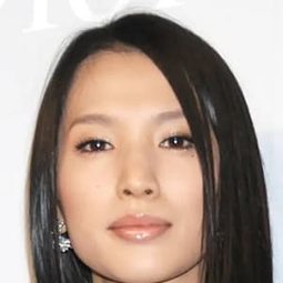 蘆名 星 - たとえ世界が終わっても演員 飾演Minami Miyata