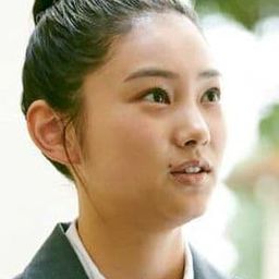 岡本 莉音 飾演 